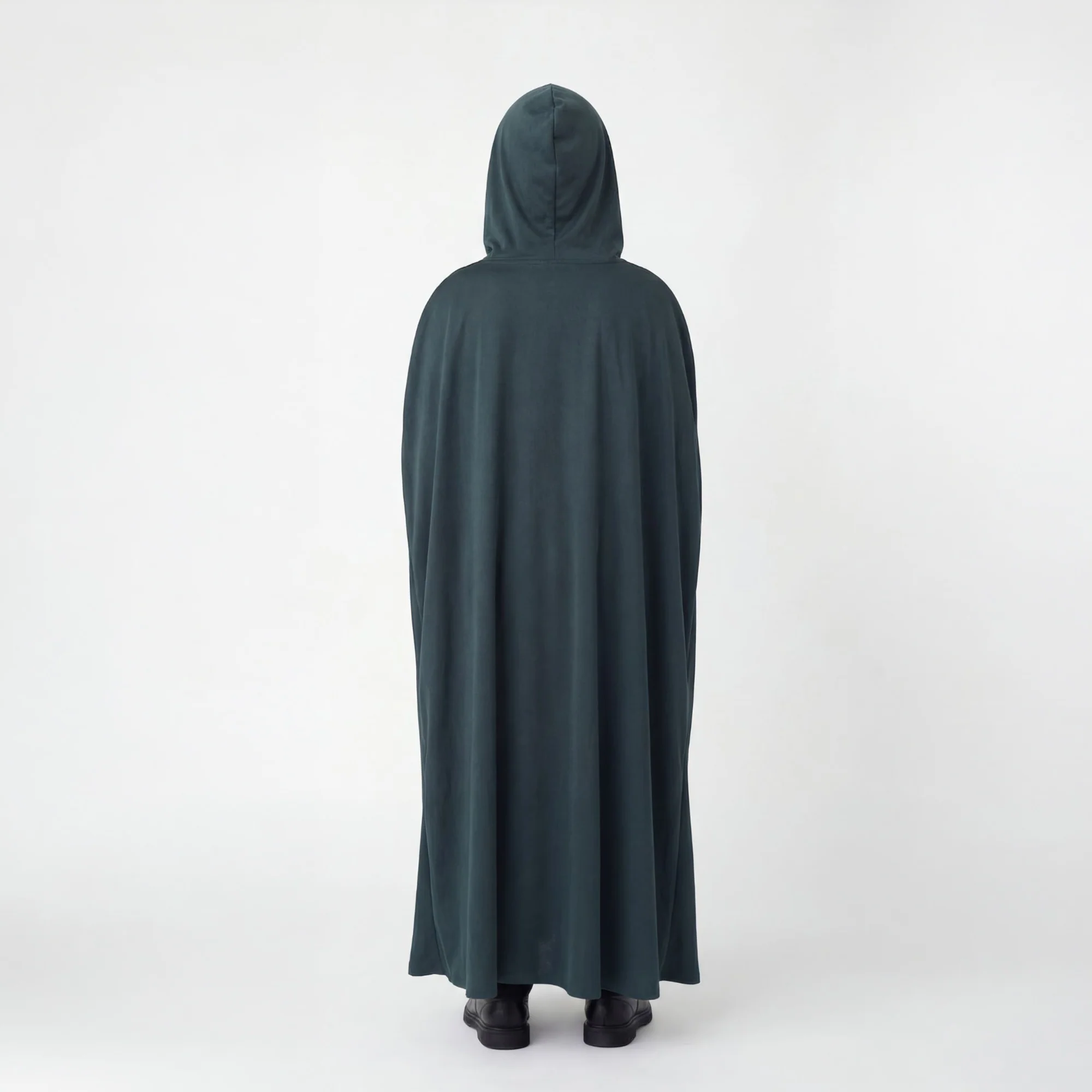 Junior The Traitors Cloak - Image 4